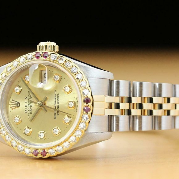 Sale! Rolex Ladies Ruby 18k Datejust Watch - Picture 3 of 8